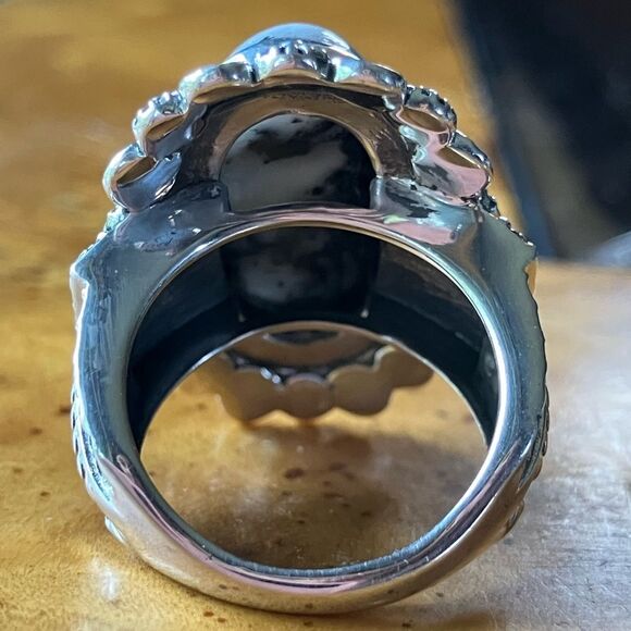 Genuine White Buffalo Sterling Silver Artistic Ring Size 6 - Picture 4 of 8